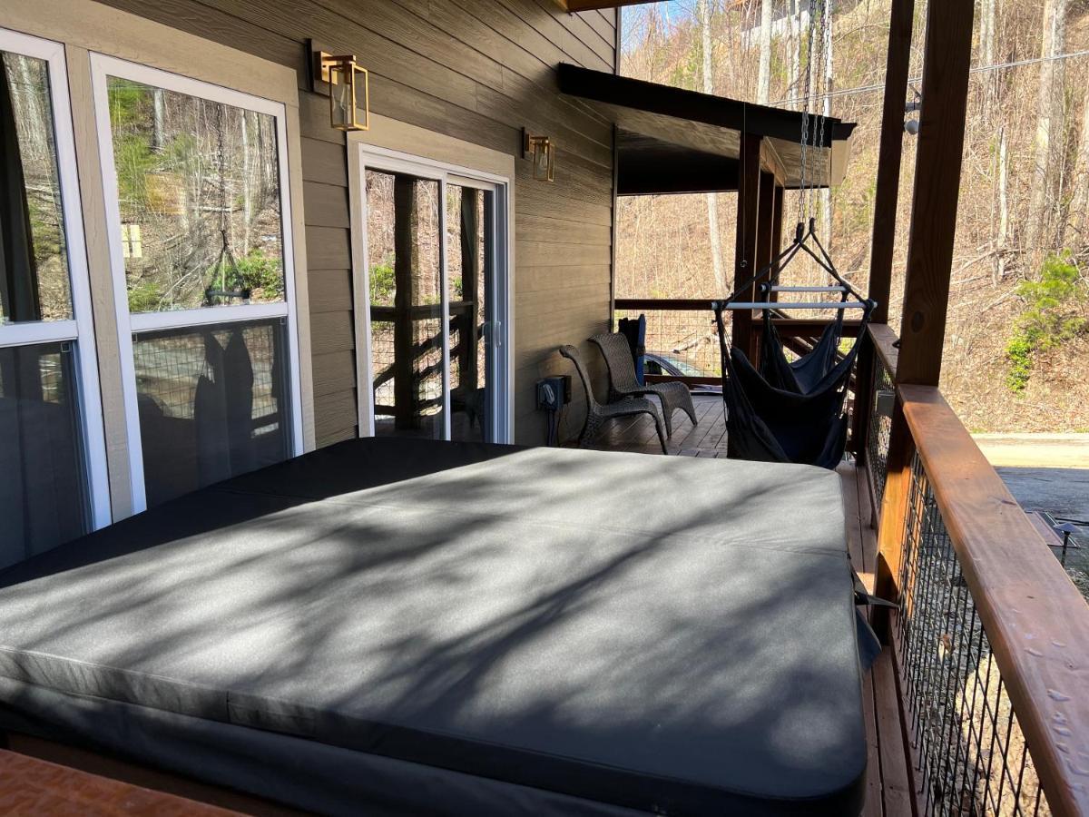 Mins To Gburg Sleeps 8 Hot Tub Arcade Area Pool Villa Gatlinburg Luaran gambar