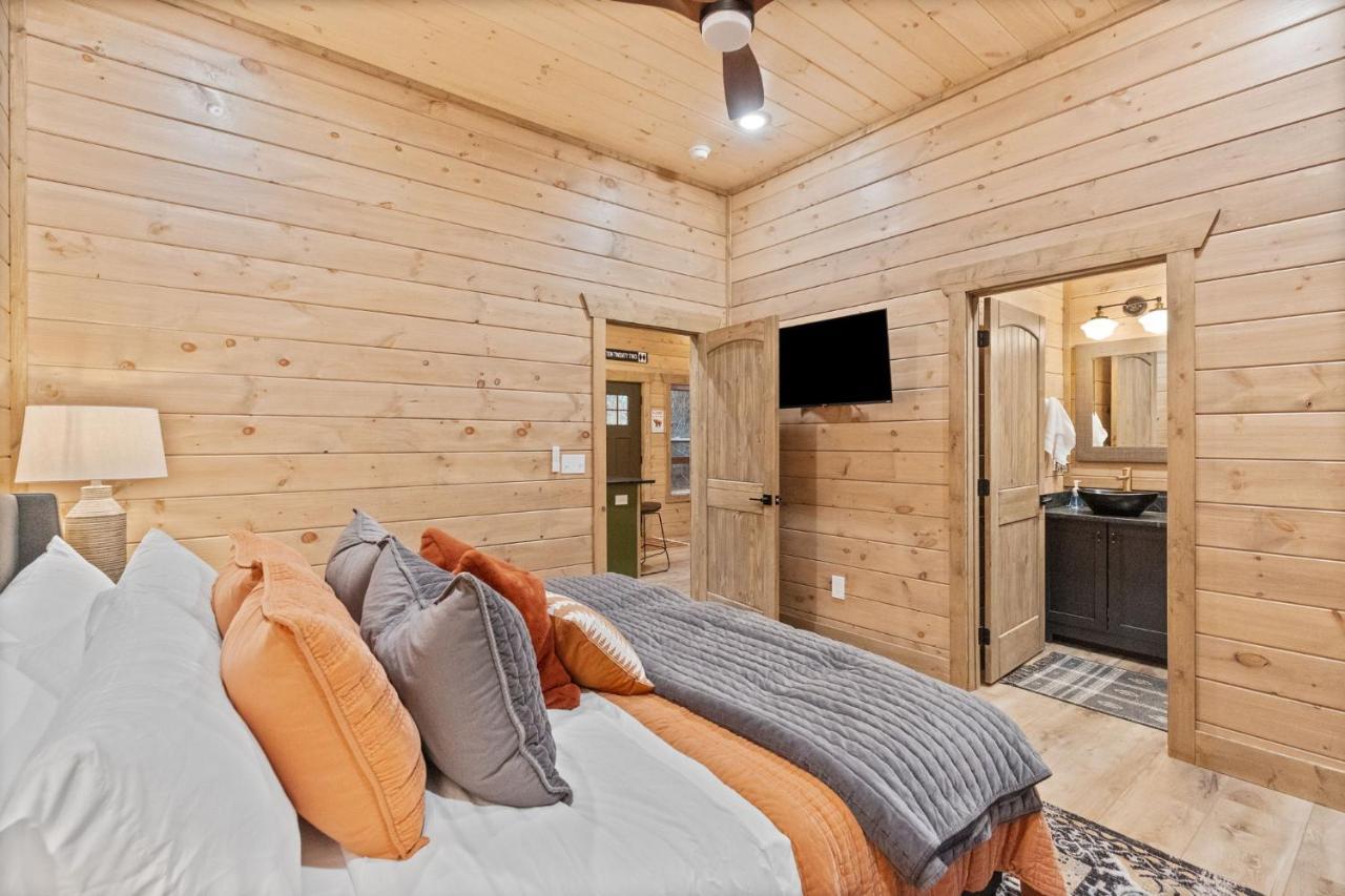 Mins To Gburg Sleeps 8 Hot Tub Arcade Area Pool Villa Gatlinburg Luaran gambar