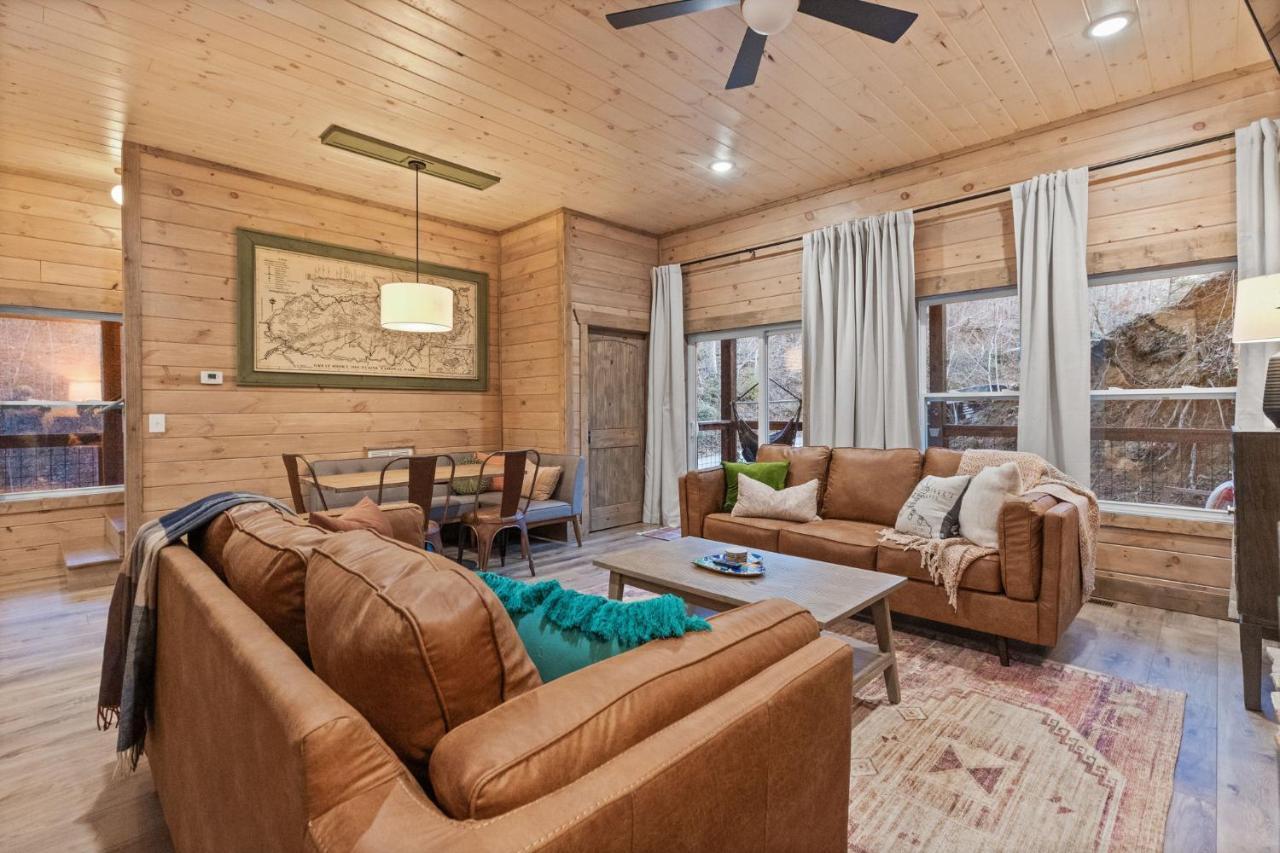 Mins To Gburg Sleeps 8 Hot Tub Arcade Area Pool Villa Gatlinburg Luaran gambar