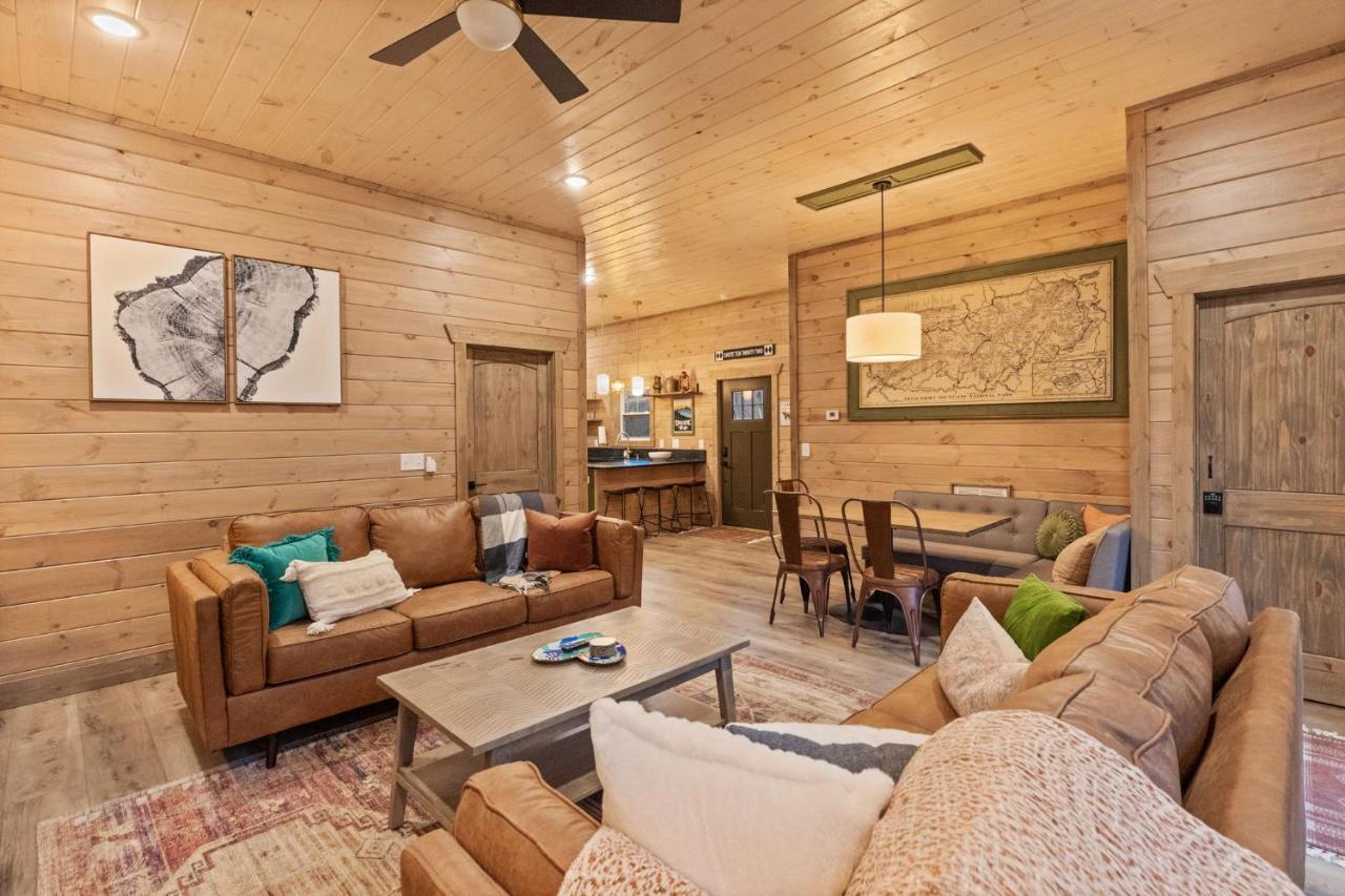 Mins To Gburg Sleeps 8 Hot Tub Arcade Area Pool Villa Gatlinburg Luaran gambar