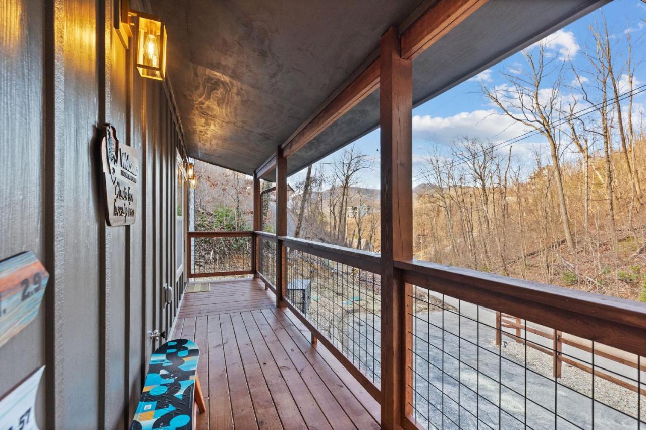 Mins To Gburg Sleeps 8 Hot Tub Arcade Area Pool Villa Gatlinburg Luaran gambar